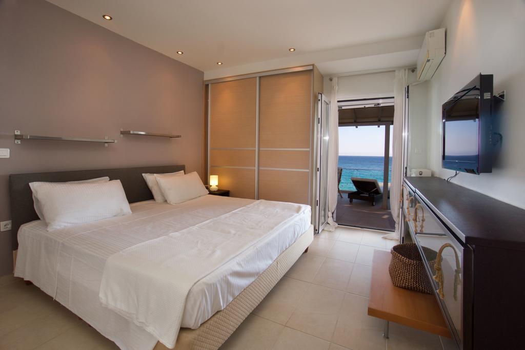 ארגוסטולי Infinity Beach House By Klv מראה חיצוני תמונה